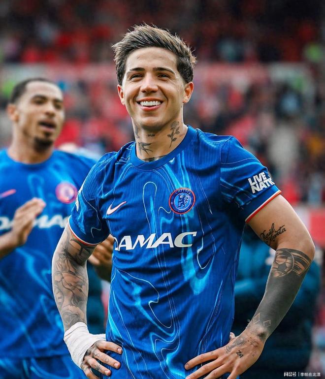 组成叹息之墙梅西世界杯卫冕希望暴涨pg模拟器电脑版阿根廷队超级6中场(图5)