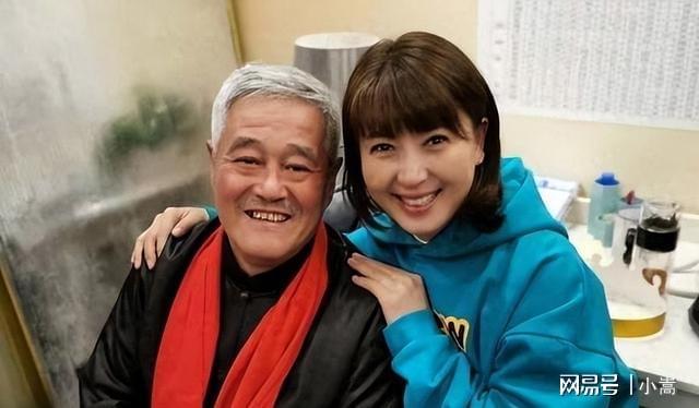 学晶出事后圈内人人自危何庆魁最精明pg电子模拟器电脑版墙倒众人推！闫(图3)